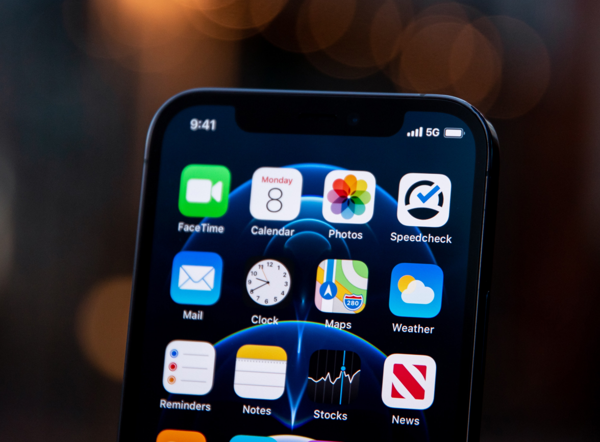 乡宁苹果手机维修分享为什么 iPhone 12 在冬季会自动关机 